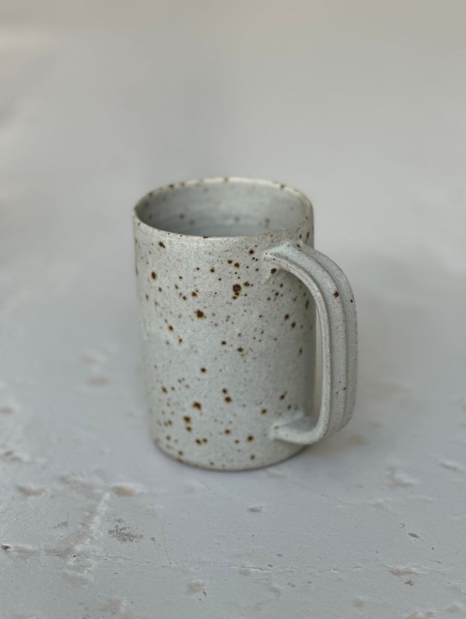 Tea dust mug product photo